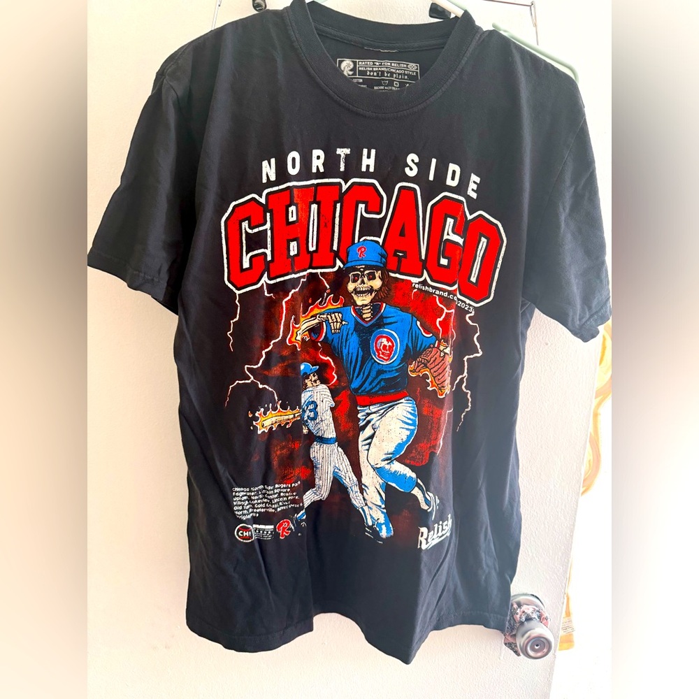 Relish Chicago north side shirt size medium